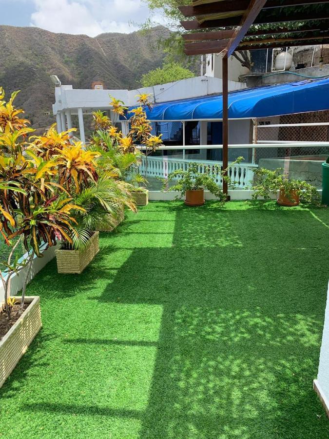 Hotel Large Beach Taganga Exterior photo